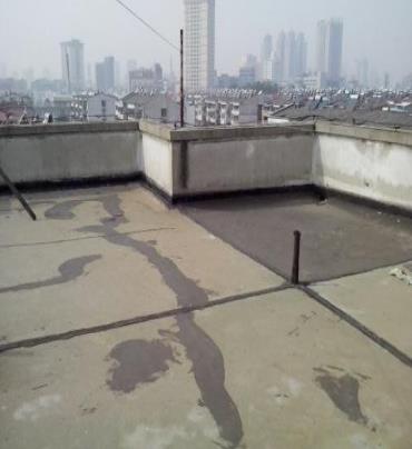 杨浦漏水维修 楼顶漏水是什么原因，楼顶漏水维修方法是什么?